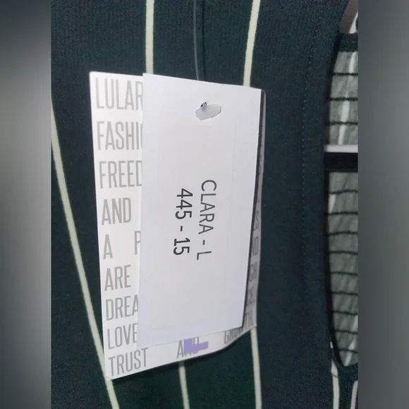 LulaRoe Forest Green Clara - Picture 5 of 7